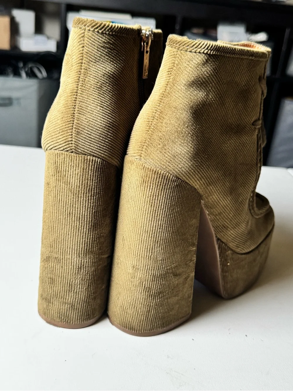 Jessica Simpson Saima Olive Corduroy Platform Boots 7